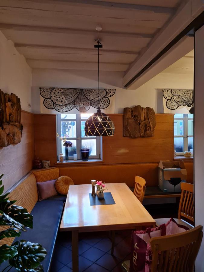 Gasthof Zur Post Neunkirchen am Brand ภายนอก รูปภาพ