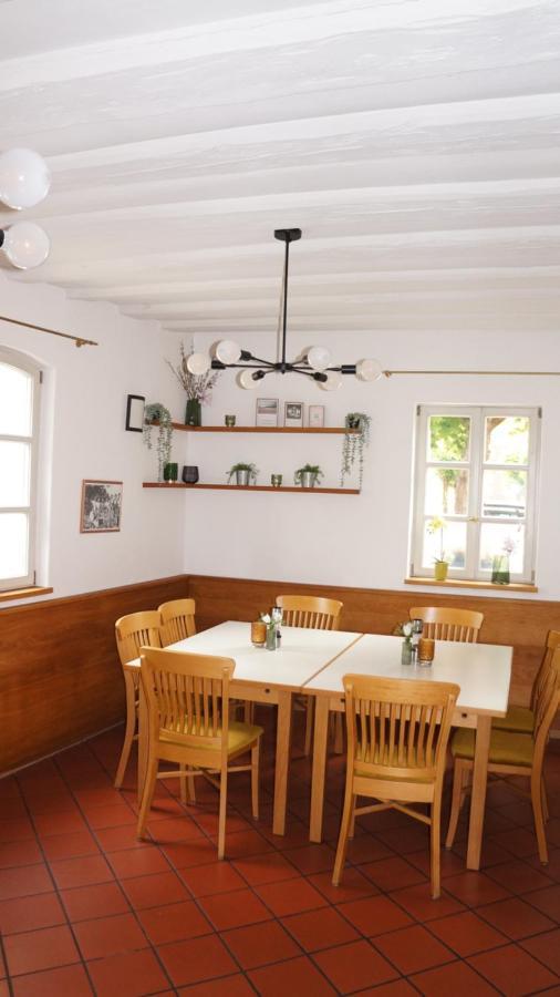 Gasthof Zur Post Neunkirchen am Brand ภายนอก รูปภาพ