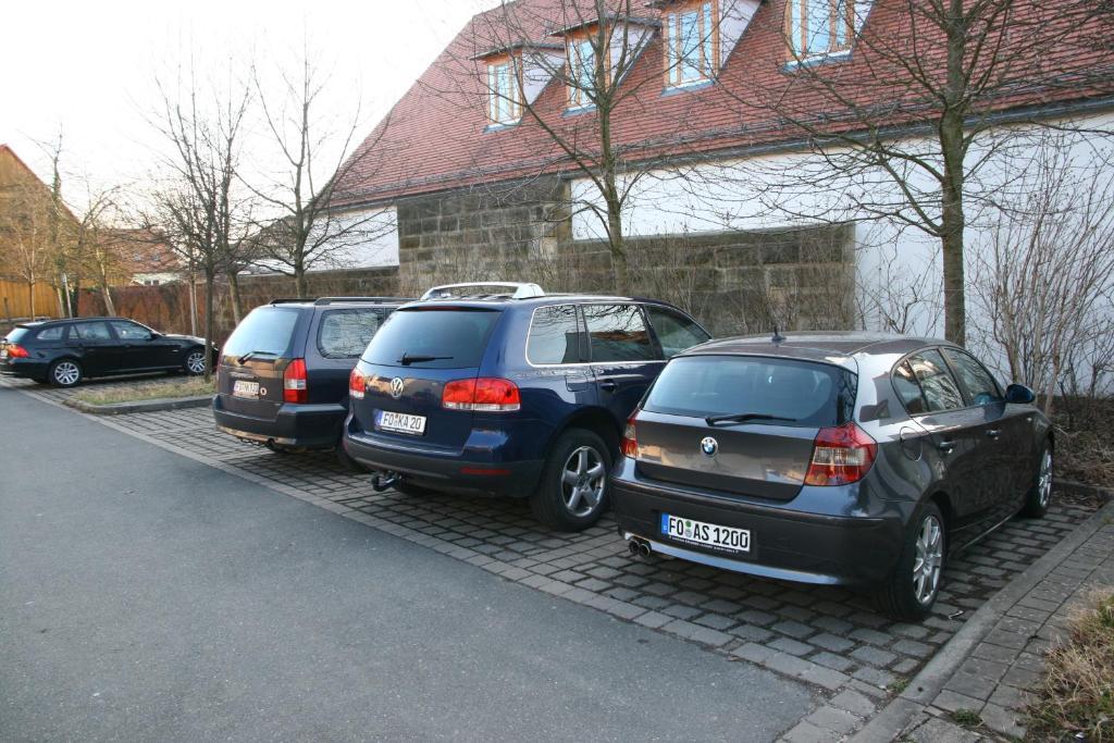 Gasthof Zur Post Neunkirchen am Brand ภายนอก รูปภาพ